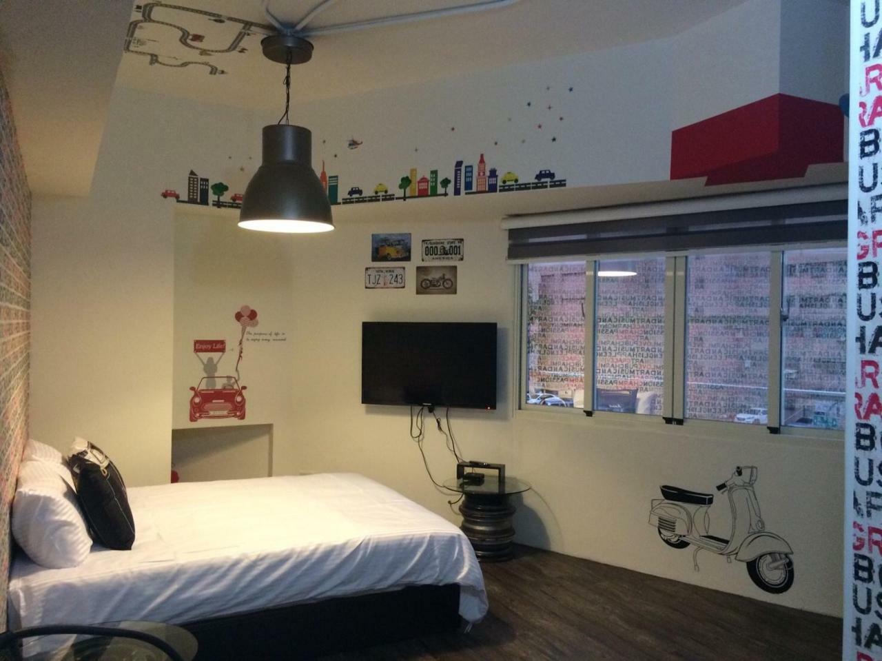 Apartamento Traveler Station R15 Kaohsiung Exterior foto