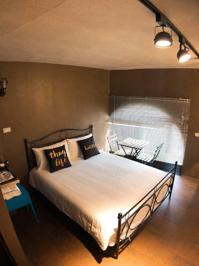 Apartamento Traveler Station R15 Kaohsiung Exterior foto